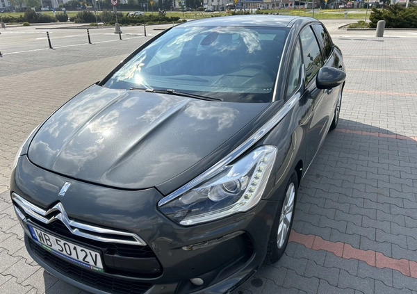 Citroen DS5 cena 26900 przebieg: 325184, rok produkcji 2014 z Warszawa małe 46